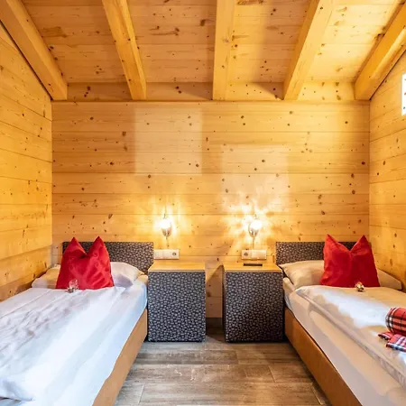 Luxury Ost B Капрун